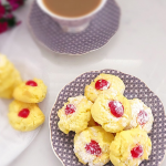 Melt-in-your-mouth cookies made with icing sugar and custard powder