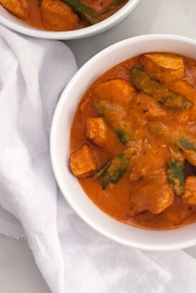 Chicken in a delicious coconut cream sauce