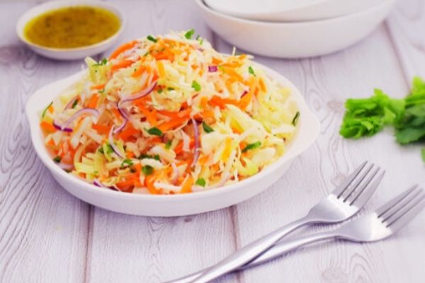 Quick and easy coleslaw with a vinaigrette dressing