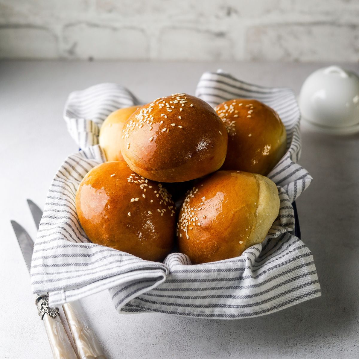 Soft Brioche Hamburger Buns