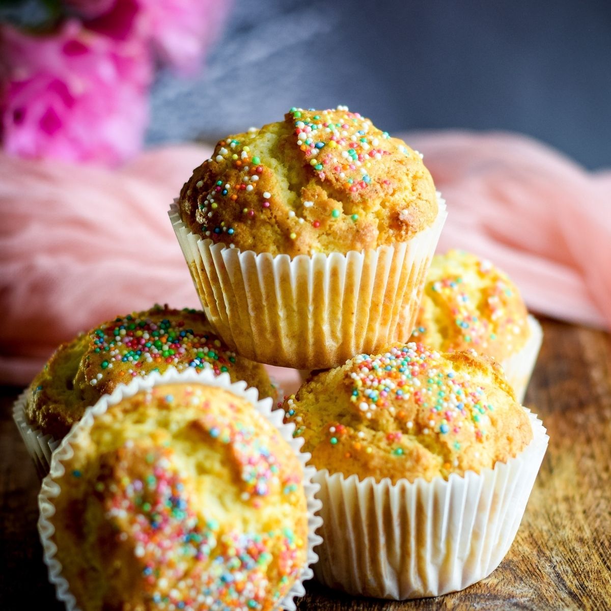 Queen Cakes